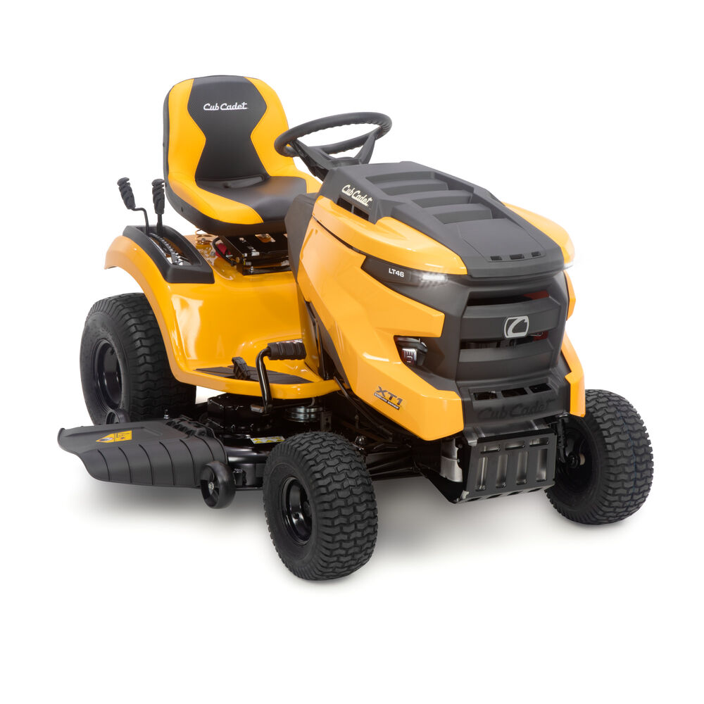 Cub Cadet XT1 LT46 front view