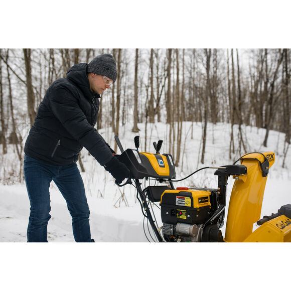 Cub Cadet&reg; 2X&reg; 30" IntelliPOWER&reg; EFI Snow Blower