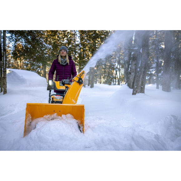 Cub Cadet&reg; 2X&reg; 28" IntelliPOWER&reg; Snow Blower Clearing Driveway
