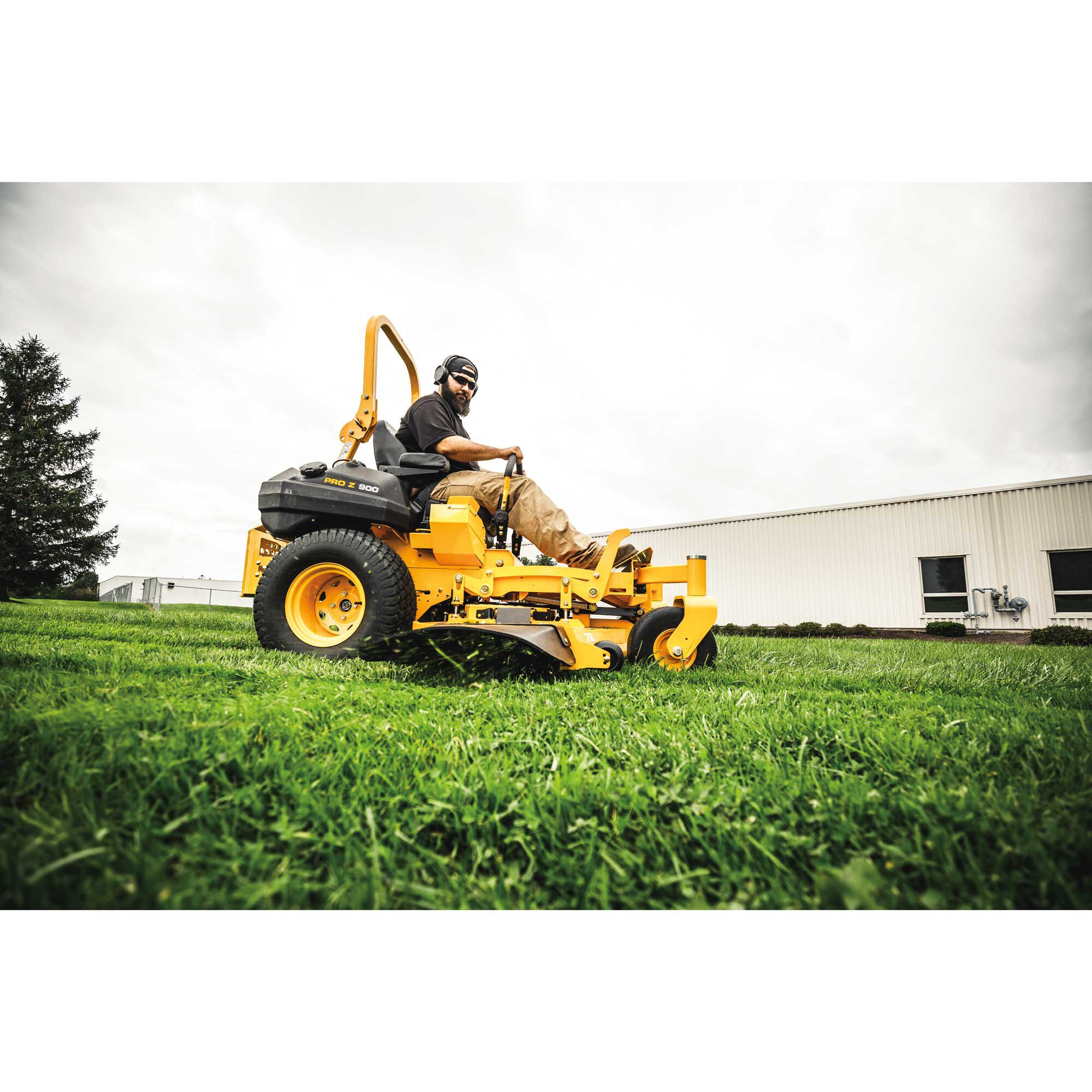PRO Z 972 L EFI Commercial Zero Turn Mower Cub Cadet US