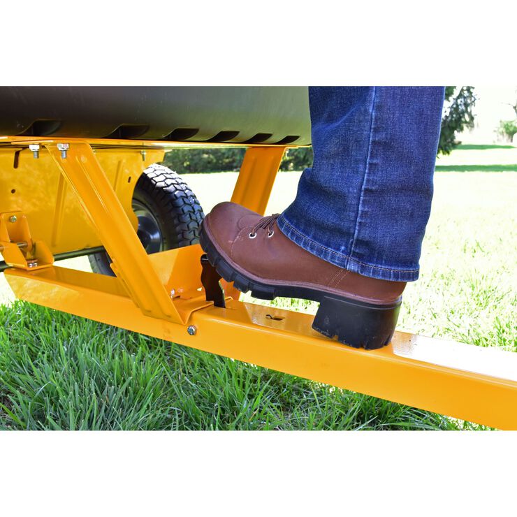 20 cu.ft. Swivel Poly Cart