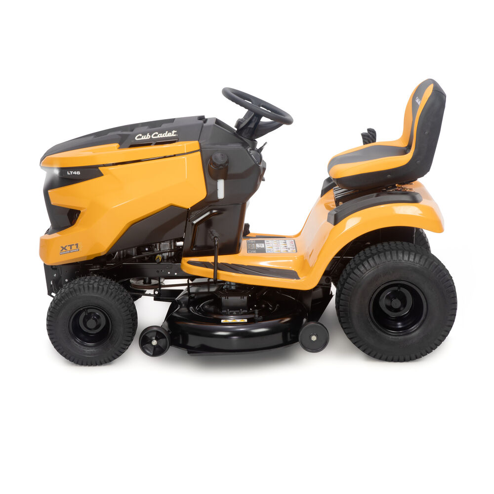 Cub Cadet XT1 LT46 operator station detail