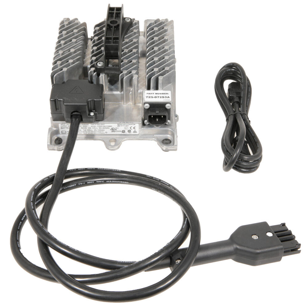 Charger (48V 650W) - 725-07253A | Cub Cadet US