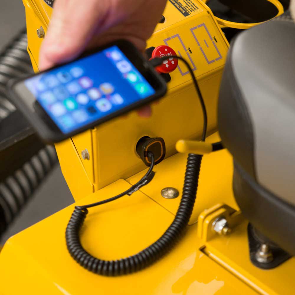 特価セット 12 Volt Outlet Kit - 59B30021150 | Cub Cadet US