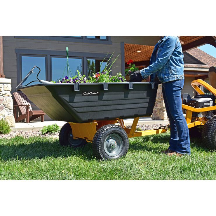 20 cu.ft. Swivel Poly Cart