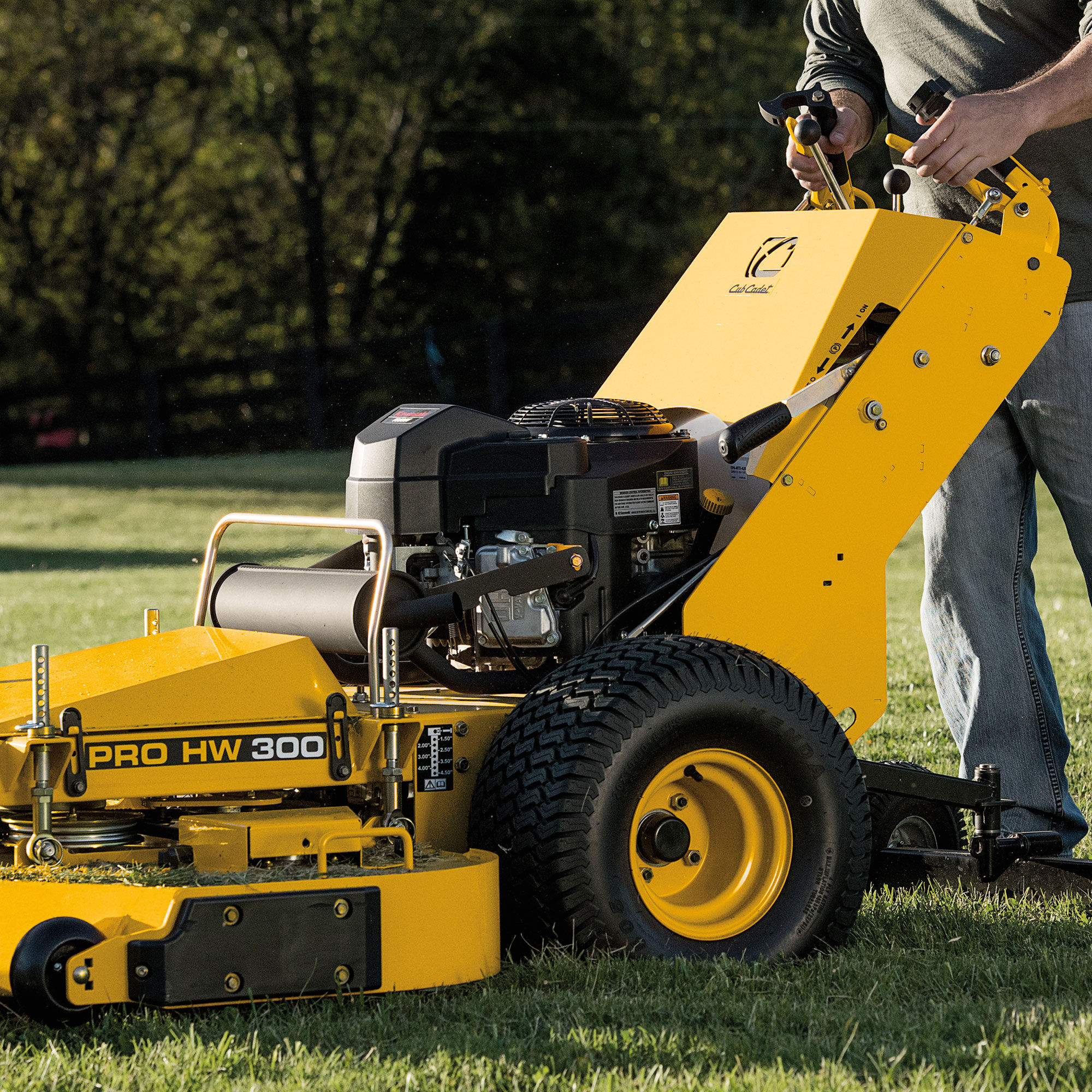 Cub cadet zero hot sale turn walk behind mower