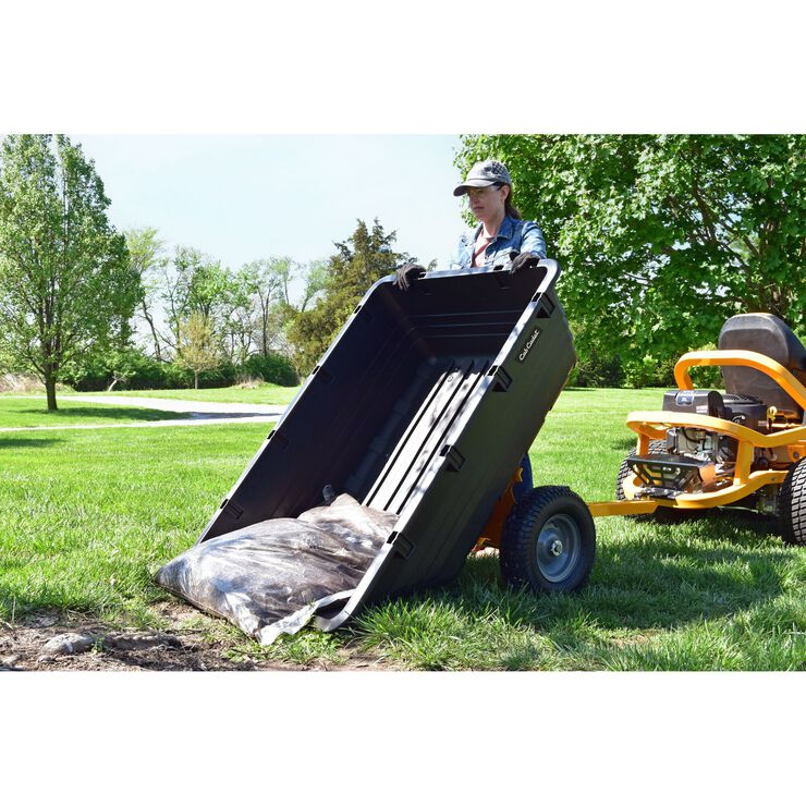 20 cu.ft. Swivel Poly Cart