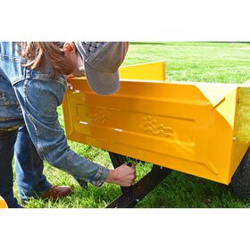 10 cu.ft. Steel Cart