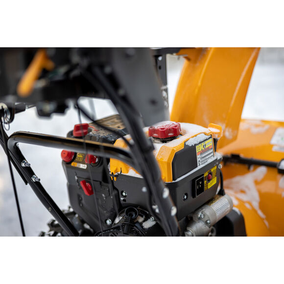 Cub Cadet&reg; 2X&reg; 28" IntelliPOWER&reg; Snow Blower