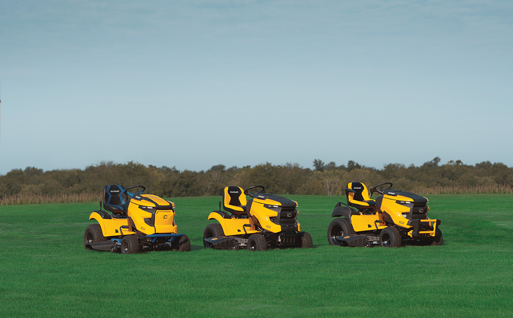 lineup of all xt enduro riding mowers
