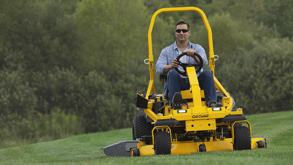 Ultima Series™ ZTXS - Zero-Turn Mowers | Cub Cadet US